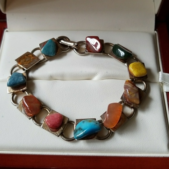 Stone Bracelet - Picture 1 of 4
